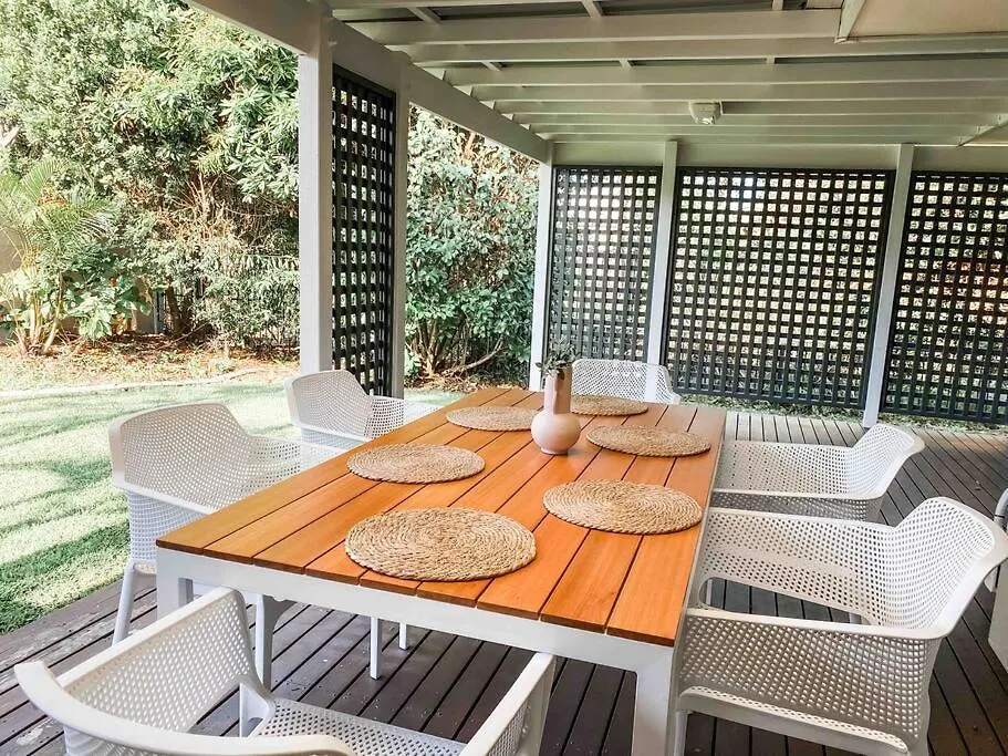 Perfect Noosa Pad With Pool Villa Noosaville